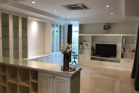 Chalet de 4 dormitorios en Bang Bon, Bangkok, Tailandia № 133658 - foto 4