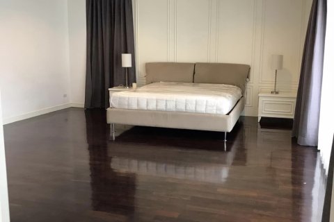 Chalet de 4 dormitorios en Bang Bon, Bangkok, Tailandia № 133658 - foto 10