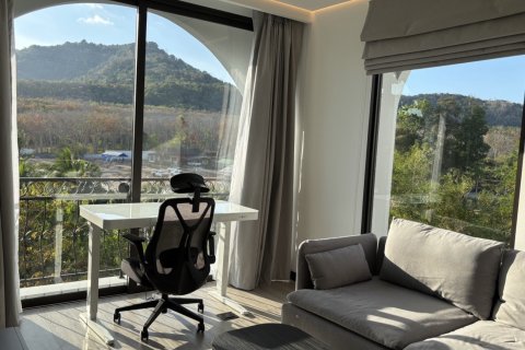 Apartamento de 2 habitaciones en Pattaya, Tailandia № 163822 - foto 4