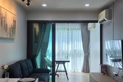 Apartamento de 2 habitaciones en Pattaya, Tailandia № 163825 - foto 4