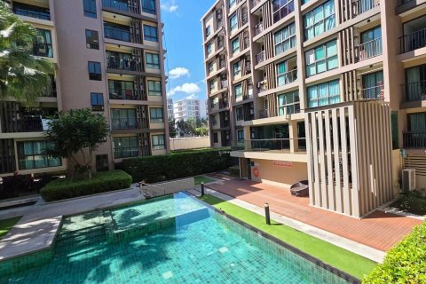 Apartamento de 2 habitaciones en Pattaya, Tailandia № 163825 - foto 8