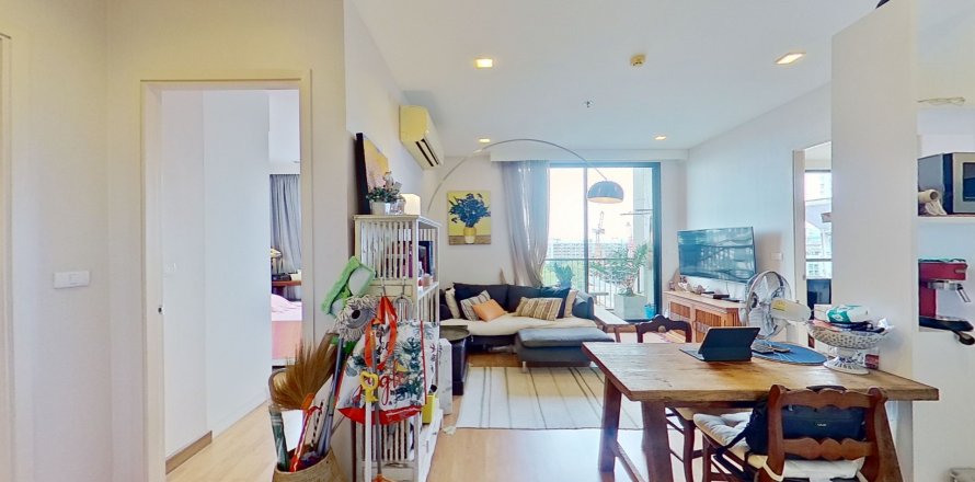 Condominio de 2 dormitorios en Khlong Toei, Bangkok, Tailandia № 137062
