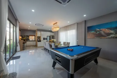 Casa de 4 dormitorios en Pattaya, Tailandia № 155678 - foto 7