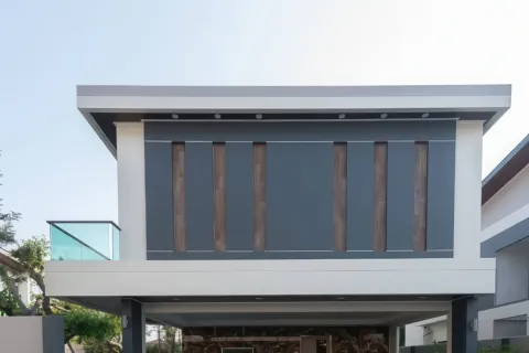 House in Pattaya, Thailand 4 bedrooms № 155678