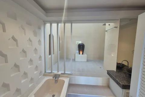 Casa de 8 dormitorios en Pattaya, Tailandia № 155674 - foto 8