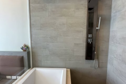 Apartamento de 2 dormitorios en Pattaya, Tailandia № 155673 - foto 15