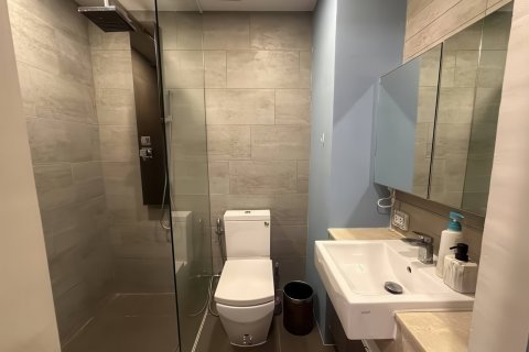 Apartamento de 2 dormitorios en Pattaya, Tailandia № 155673 - foto 17