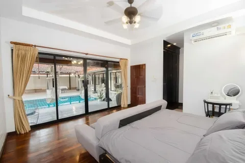 Villa in Pattaya, Thailand 3 Schlafzimmer № 155676 - Foto 8