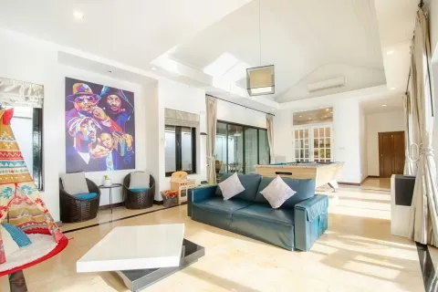 Villa in Pattaya, Thailand 3 Schlafzimmer № 155676 - Foto 5