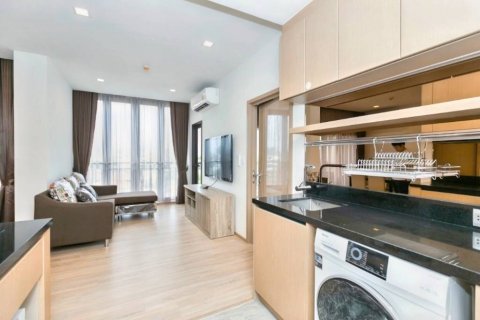 Condominio de 2 dormitorios en Suan Luang, Bangkok, Tailandia № 115362 - foto 4