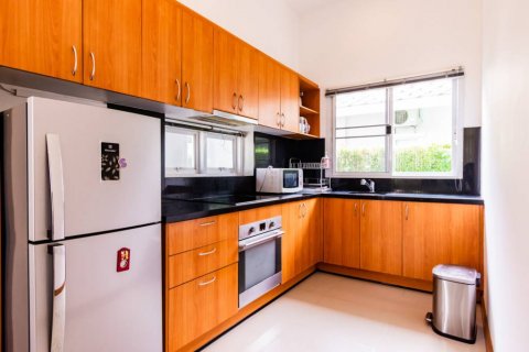 Chalet de 3 dormitorios en Hua Hin, Tailandia № 115360 - foto 9