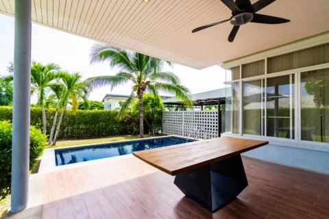 Chalet de 3 dormitorios en Hua Hin, Tailandia № 115360 - foto 3