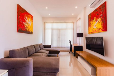 Chalet de 3 dormitorios en Hua Hin, Tailandia № 115360 - foto 5