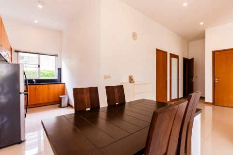 Chalet de 3 dormitorios en Hua Hin, Tailandia № 115360 - foto 7