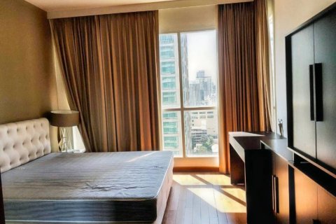 Condo in Bangkok, Thailand, 2 bedrooms № 115361 - photo 6