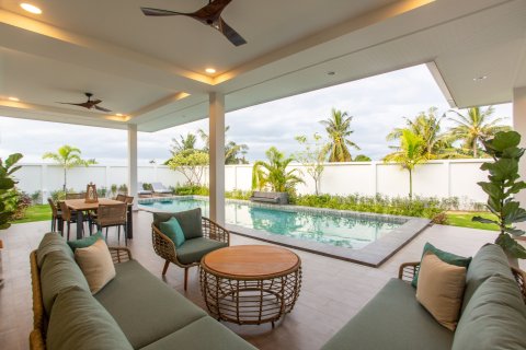 Villa in Hua Hin, Thailand 3 Schlafzimmer № 169845 - Foto 3