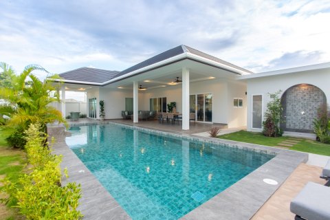 Villa à Hua Hin, Thaïlande 3 chambres № 169845