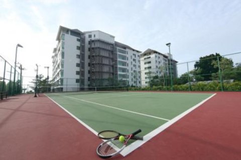 Apartamento de 2 dormitorios en Pattaya, Tailandia № 202755 - foto 2