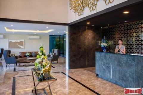 Apartamento de 2 dormitorios en Chiang Mai, Tailandia № 202751 - foto 4