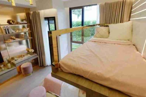 Condominio de 2 dormitorios en Phaya Thai, Bangkok, Tailandia № 183985 - foto 12