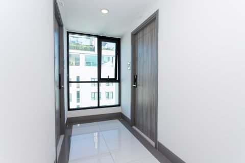 Estudio en el condominio en Bang Na, Bangkok, Tailandia № 142298 - foto 3