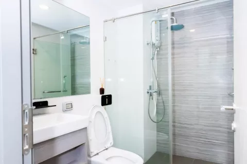 Estudio en el condominio en Bang Na, Bangkok, Tailandia № 142298 - foto 10