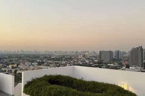 Estudio en el condominio en Bang Na, Bangkok, Tailandia № 142298 - foto 14