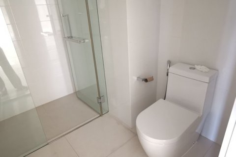 Condominio de 2 dormitorios en Bangkok, Tailandia № 66399 - foto 4