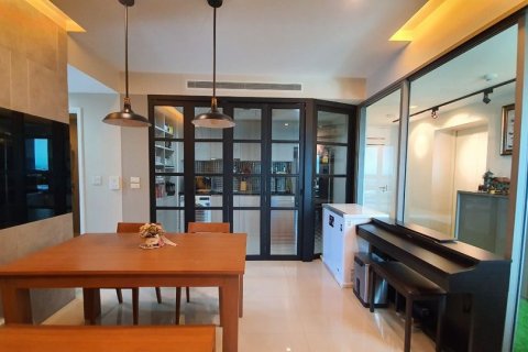 Condominio de 2 dormitorios en Bangkok, Tailandia № 66397 - foto 10