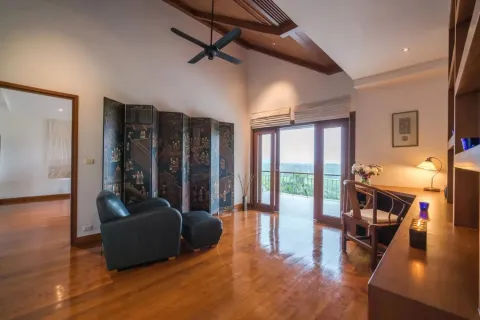 Casa de 4 dormitorios en Layan Beach, Tailandia № 134312 - foto 15