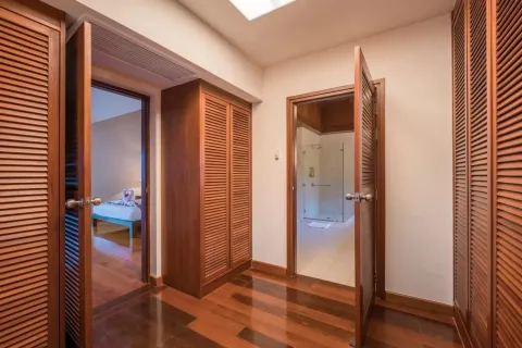 Casa de 4 dormitorios en Layan Beach, Tailandia № 134312 - foto 17