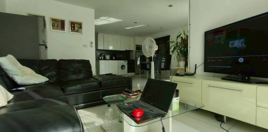 Condominio de 3 dormitorios en Pattaya, Tailandia № 157350