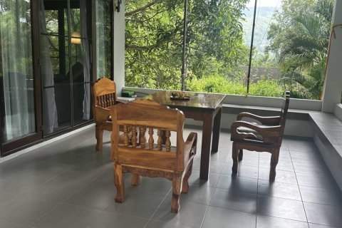 Chalet de 3 dormitorios en Surat Thani, Tailandia № 157353 - foto 4