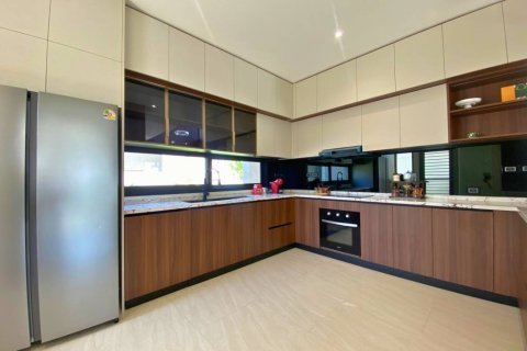 Casa de 4 dormitorios en Pattaya, Tailandia № 157351 - foto 8