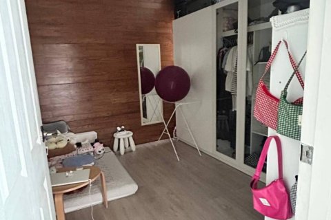 Condominio de 3 dormitorios en Bang Na, Bangkok, Tailandia № 161115 - foto 5