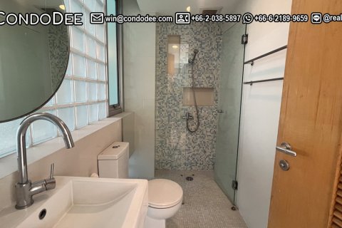 Reihenhaus in Sathon, Bangkok, Thailand 4 Schlafzimmer № 201039 - Foto 4