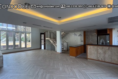 Reihenhaus in Sathon, Bangkok, Thailand 4 Schlafzimmer № 201039 - Foto 22
