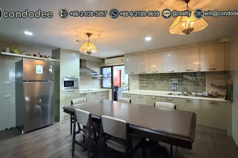 Condo à Watthana, Bangkok, Thaïlande, 3 chambres № 201038 - photo 4