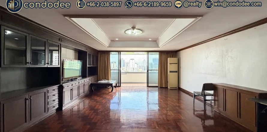 Condo à Watthana, Bangkok, Thaïlande, 3 chambres № 201038