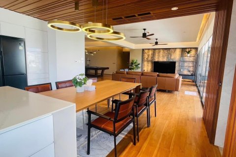 Condominio de 4 dormitorios en Watthana, Bangkok, Tailandia № 201041 - foto 10