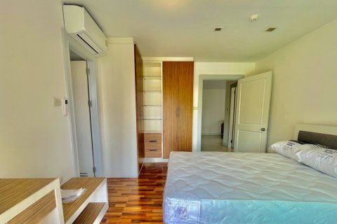 Condominio de 2 dormitorios en Watthana, Bangkok, Tailandia № 201042 - foto 17