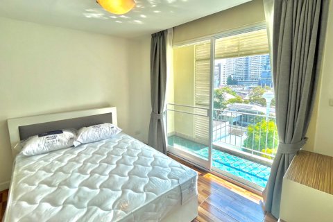 Condominio de 2 dormitorios en Watthana, Bangkok, Tailandia № 201042 - foto 19