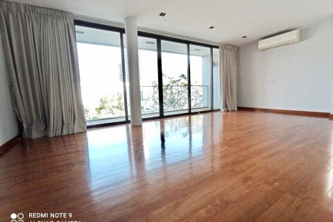 Casa de 4 dormitorios en Bangkok, Tailandia № 157535 - foto 11