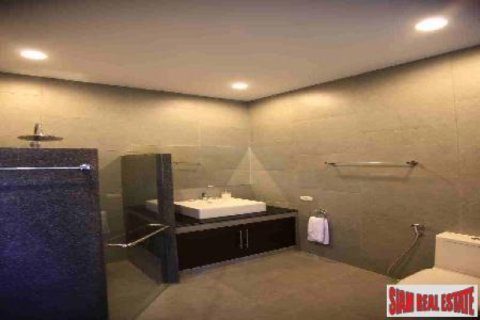 Chalet de 2 dormitorios en Hua Hin, Tailandia № 202444 - foto 2