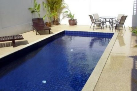 Casa de 5 dormitorios en Patong, Tailandia № 202446 - foto 4