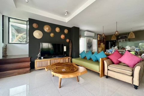 Chalet de 3 dormitorios en Surat Thani, Tailandia № 150448 - foto 6