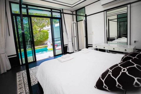 Chalet de 3 dormitorios en Phuket, Tailandia № 150447 - foto 6