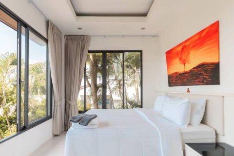 Chalet de 3 dormitorios en Surat Thani, Tailandia № 150449 - foto 10