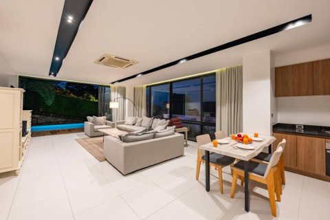 Chalet de 3 dormitorios en Surat Thani, Tailandia № 150446 - foto 8