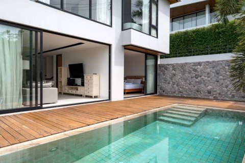 Chalet de 3 dormitorios en Surat Thani, Tailandia № 150446 - foto 4